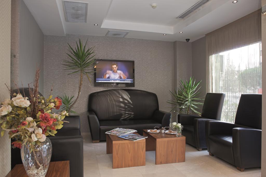 Residence Hotel Измир Екстериор снимка