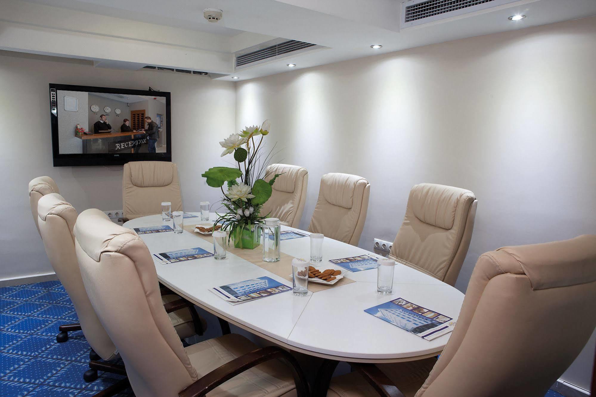 Residence Hotel Измир Екстериор снимка
